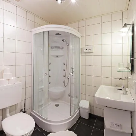 Gaestehaus Zur Lilie 3* Triberg im Schwarzwald