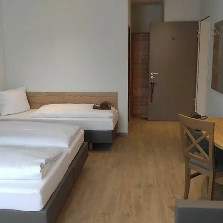 Pensionat Gaestehaus Zur Lilie