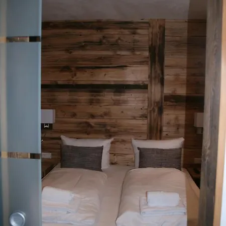 Pensionat Gaestehaus Zur Lilie